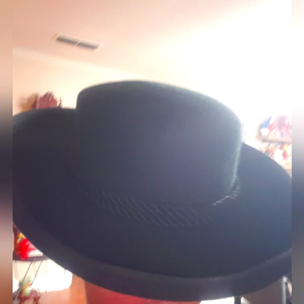 Bellman Hat Co. Doeskin felt derby hat